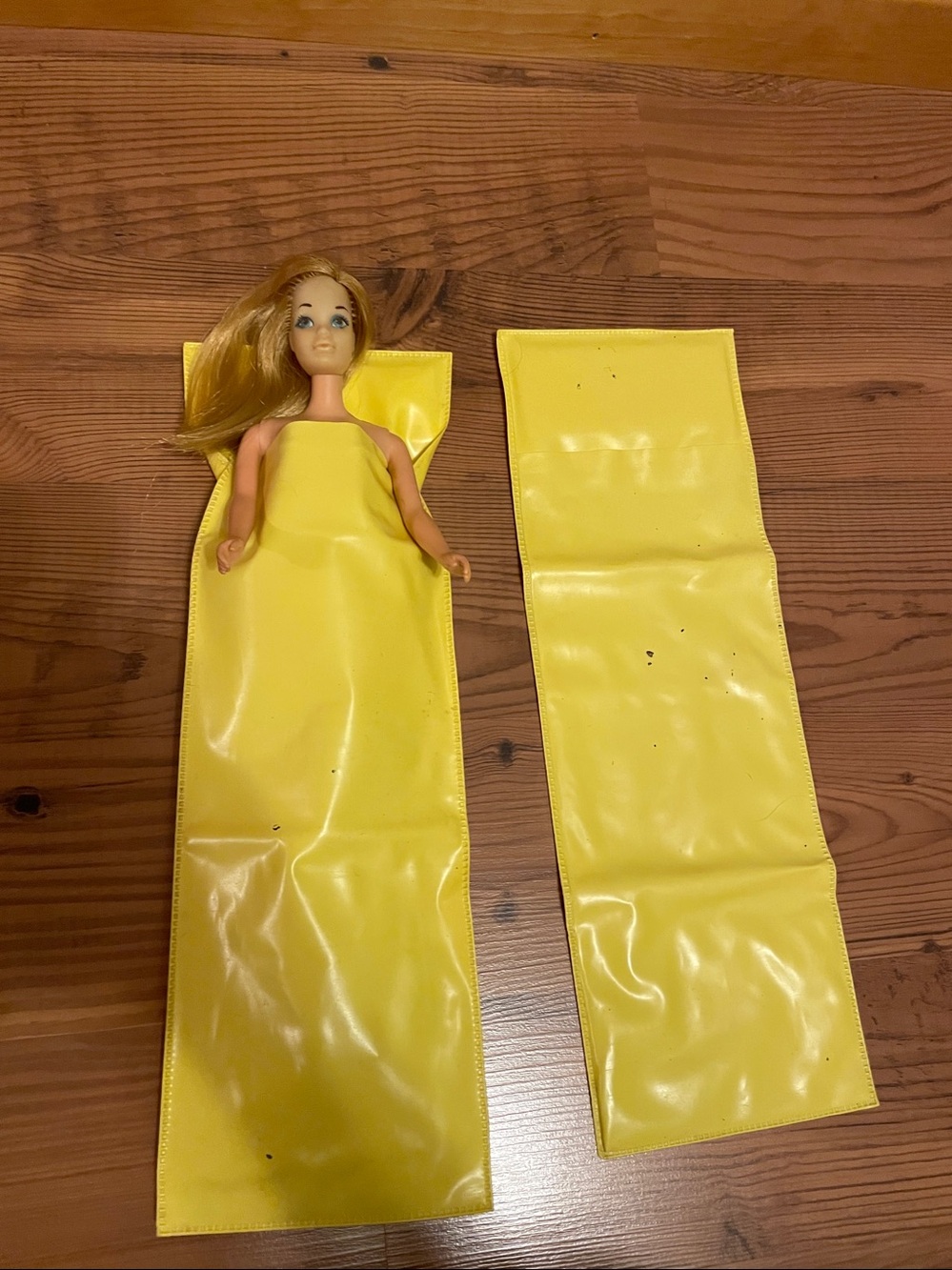 Barbie Vintage 1979’s Country Camper  Sleeping Bags